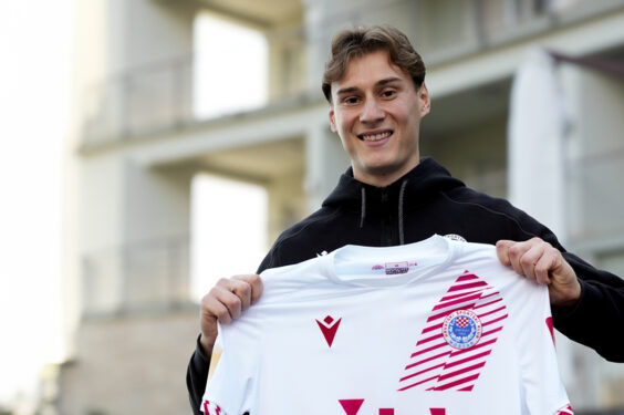 Hrvatski branič Toma Palić potpisao do 2028. godine